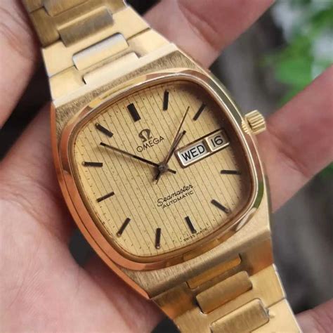 jam tangan omega.